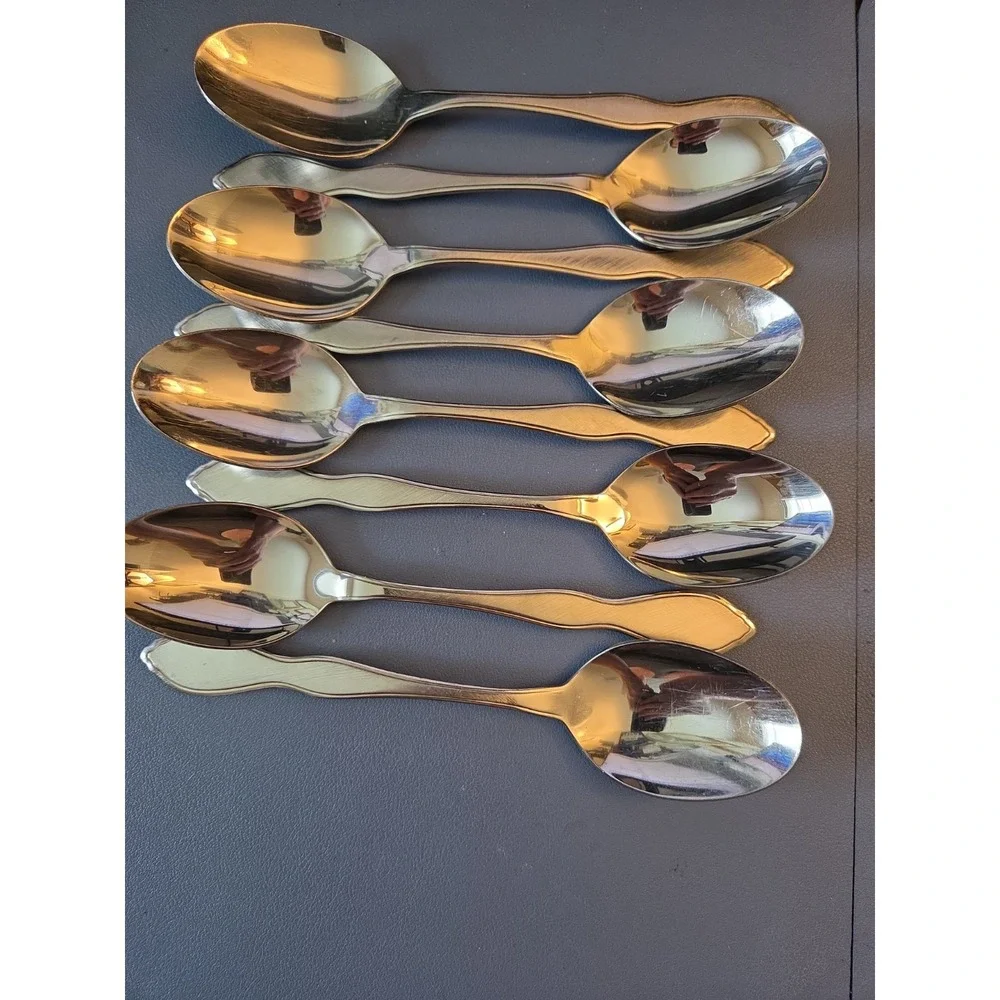 Oneida Ltd 1881 Rogers Set Of 8 Twilight Satin TableSpoons Soup Spoons
